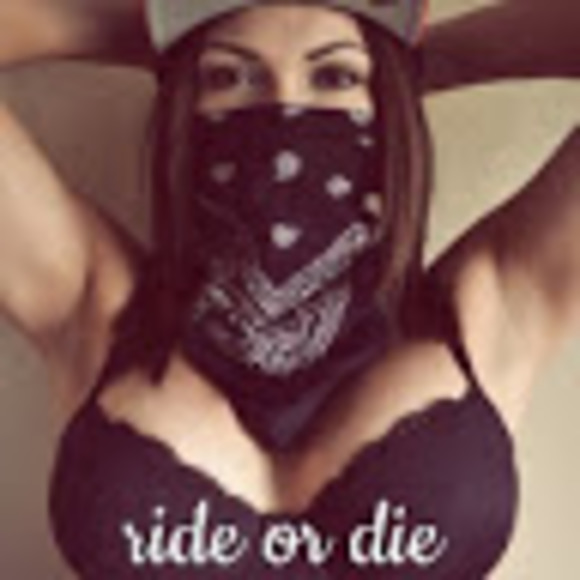 Meet your Posher, Antonio - Picture 1 of 1